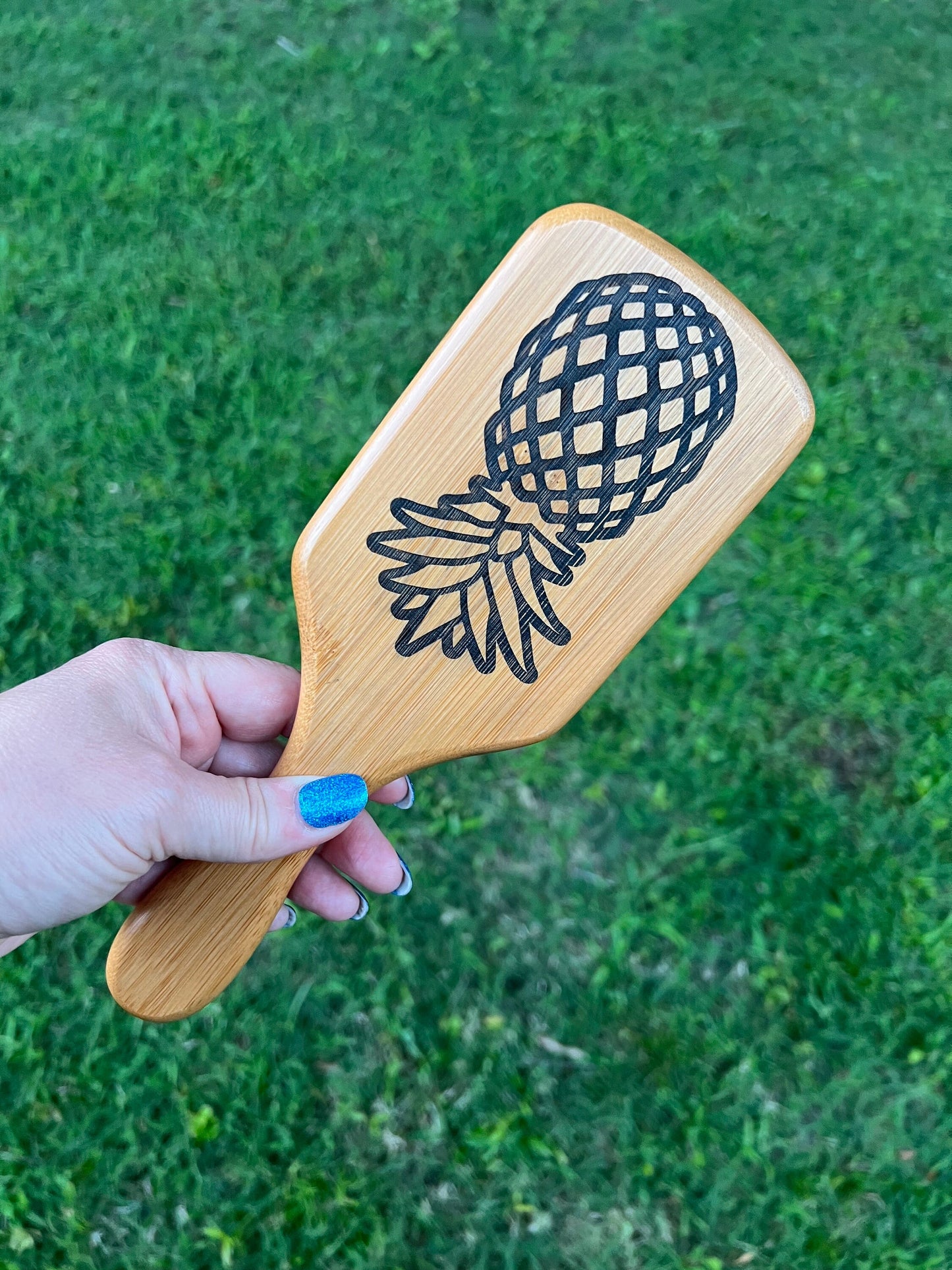Personalized Upside Down Pineapple Brush, Bamboo Wooden Paddle Hair Brush, Engraved Hair Accessory, Women's Birthday Gift, Gag Gift