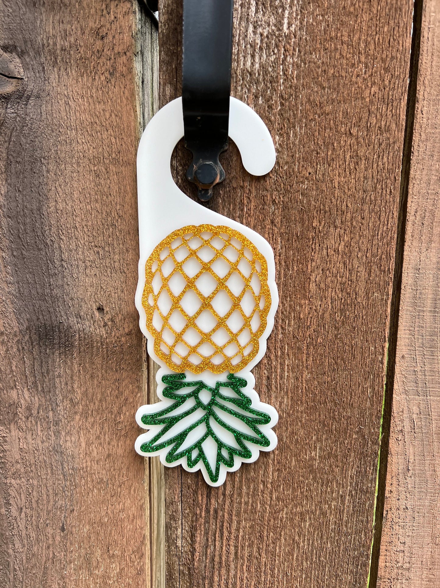 Acrylic Upside Down Pineapple Door Hanger, Glitter Swinger / Lifestyle Door Hanger, Welcome Door Knob Sign, Welcome Gift, Gag Gift