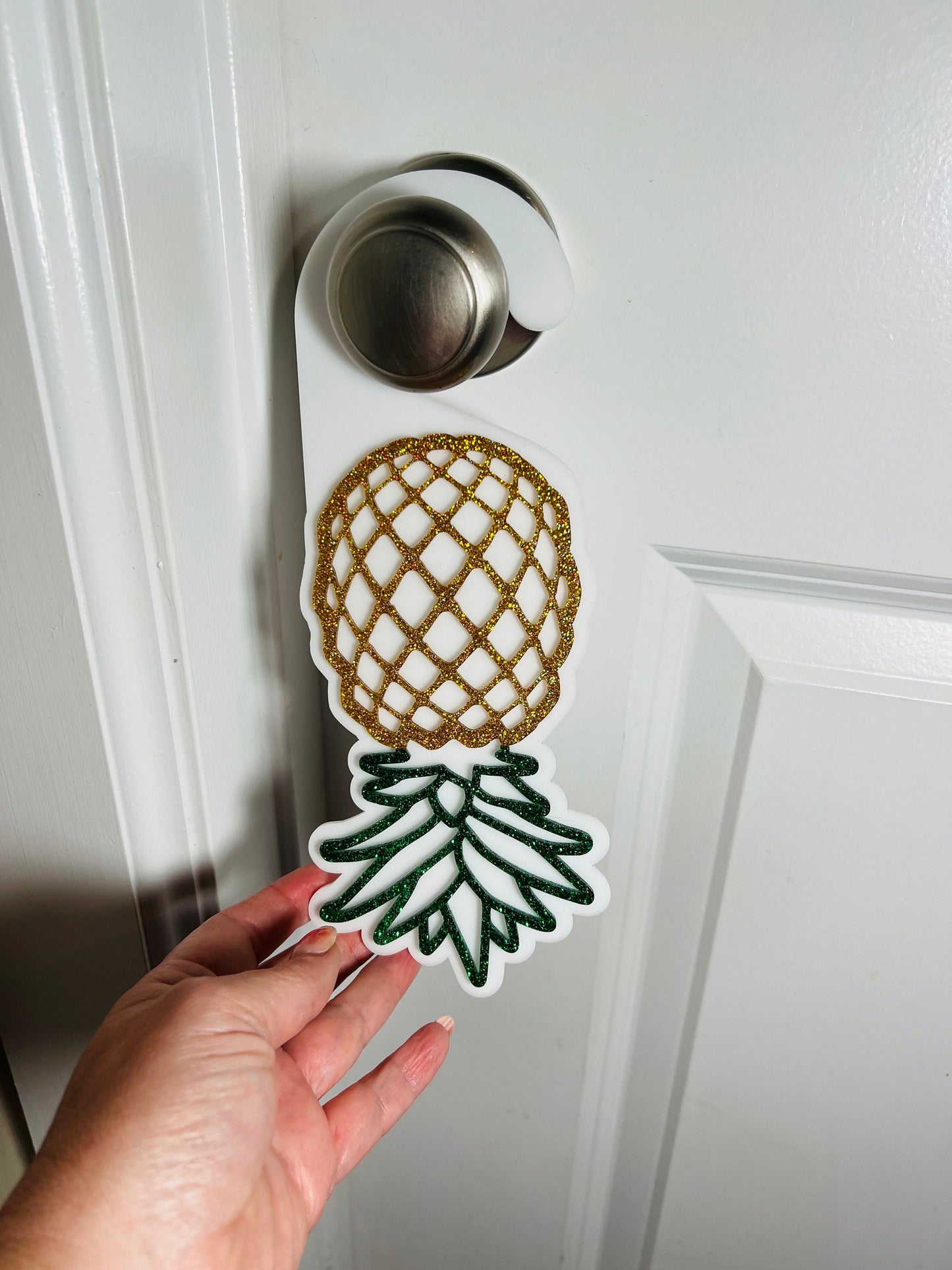 Acrylic Upside Down Pineapple Door Hanger, Glitter Swinger / Lifestyle Door Hanger, Welcome Door Knob Sign, Welcome Gift, Gag Gift